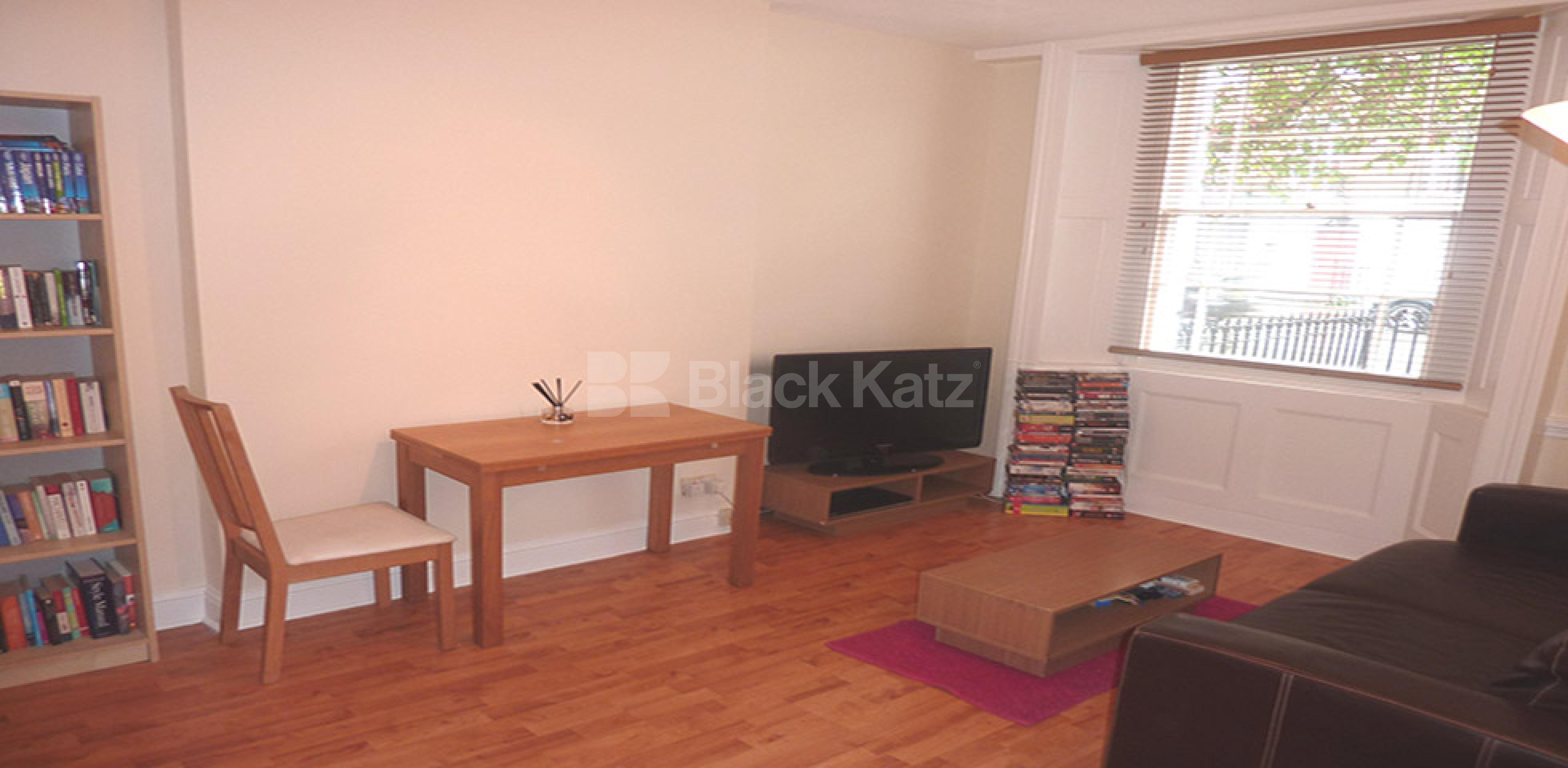 			NEW INSTRUCTION!, 3 Bedroom, 1 bath, 1 reception Flat			 Camden Street, CAMDEN NW1